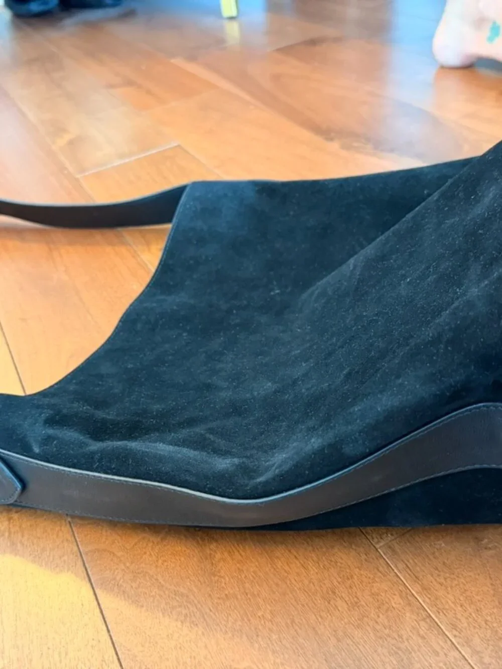 FARM RIO Black Suede Leather Oversized Shoulder Hobo Bag NWOT Condition